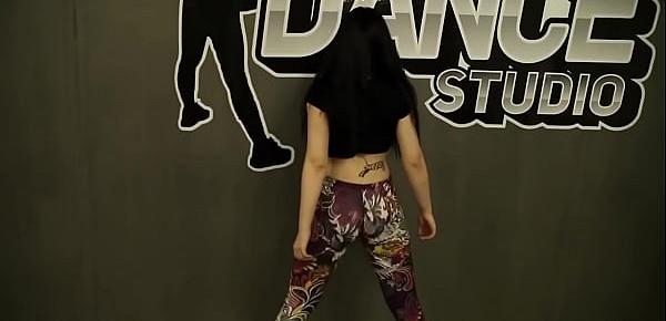  Twerk & Booty Shake Dance Contest (Sasha X-Twerk Girls)